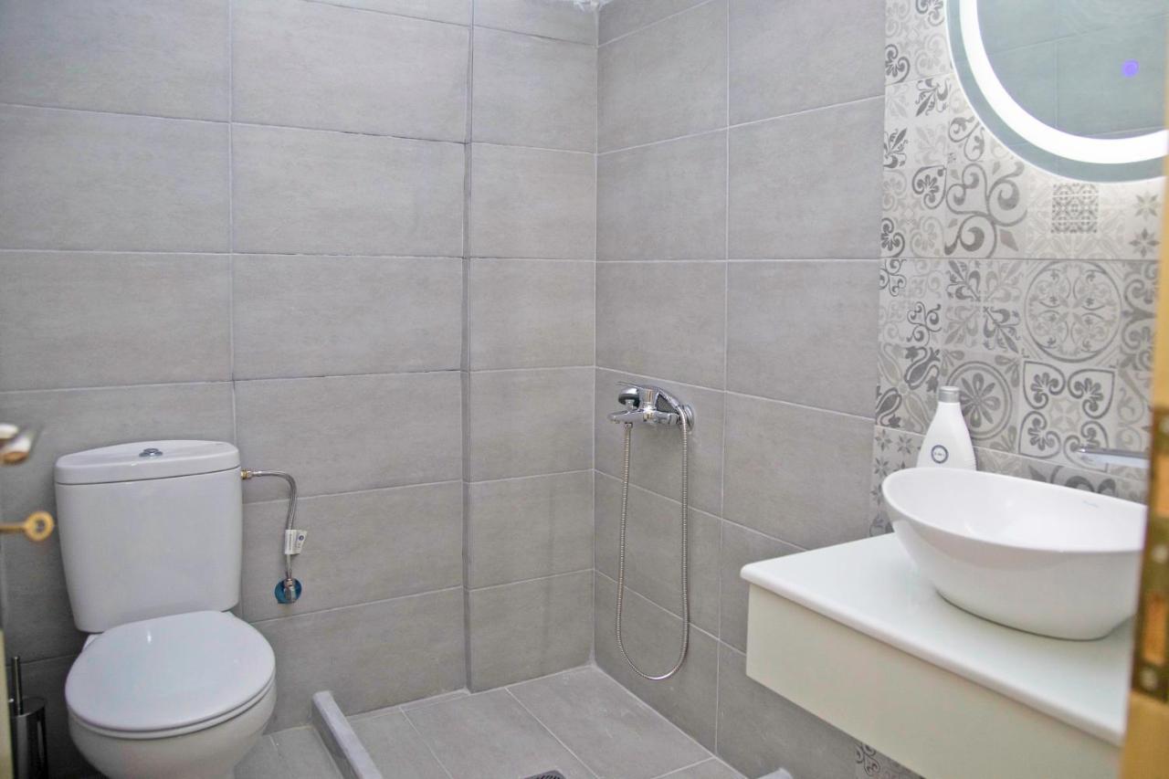 Areopolis Art Apartment Bagian luar foto