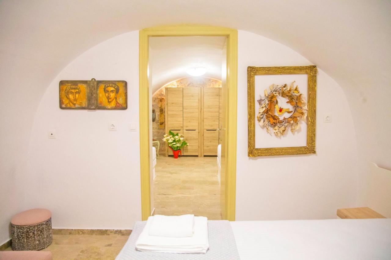 Areopolis Art Apartment Bagian luar foto