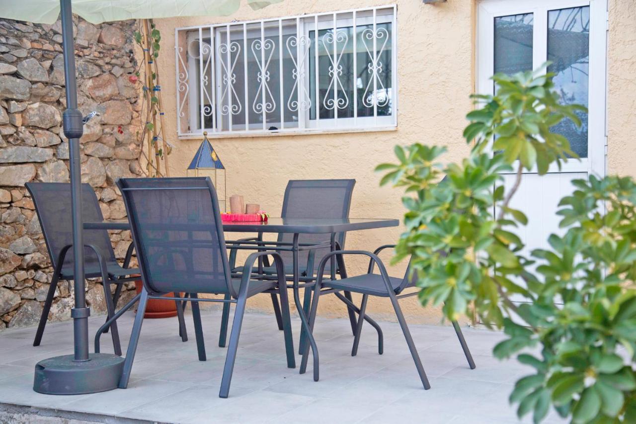 Areopolis Art Apartment Bagian luar foto