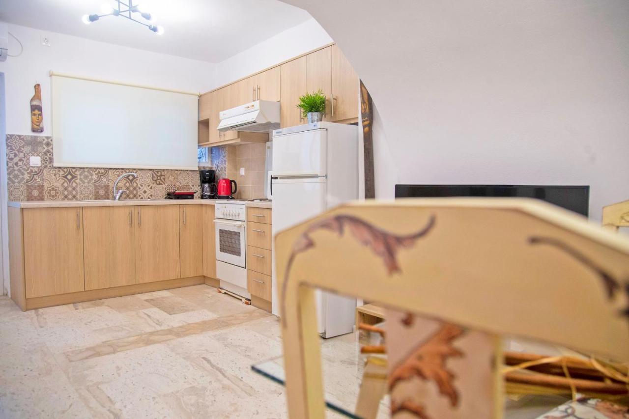Areopolis Art Apartment Bagian luar foto
