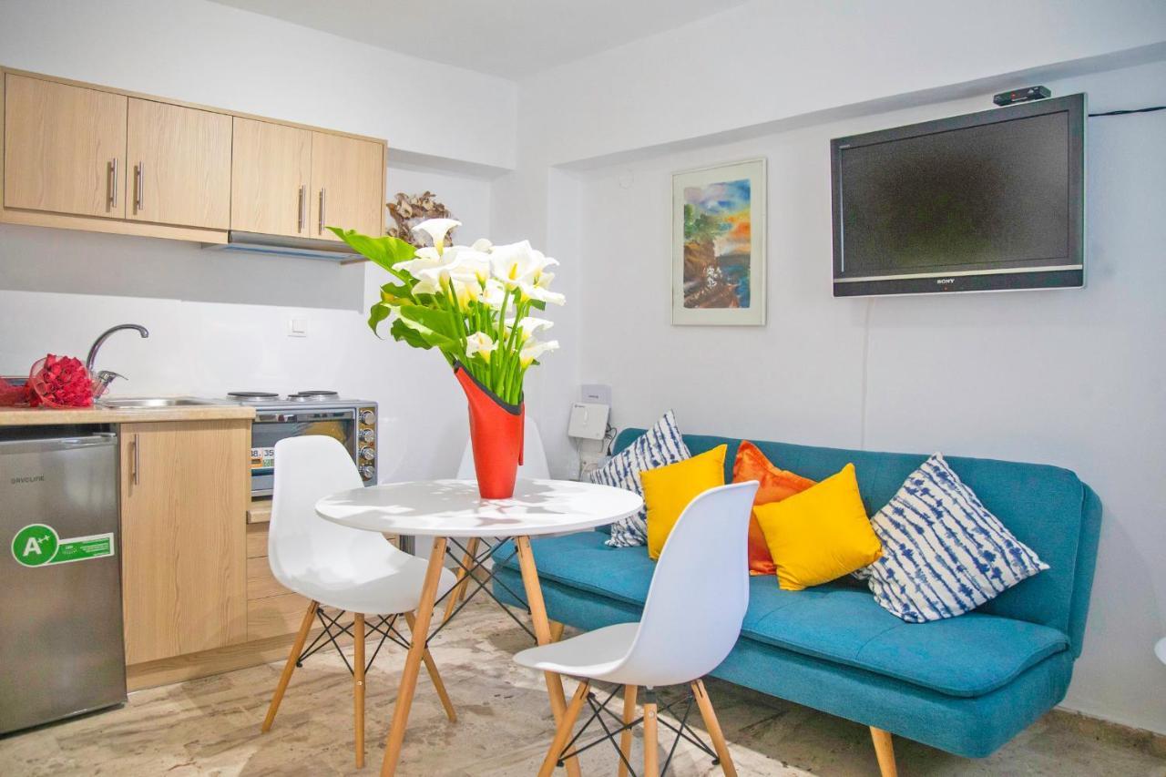 Areopolis Art Apartment Bagian luar foto