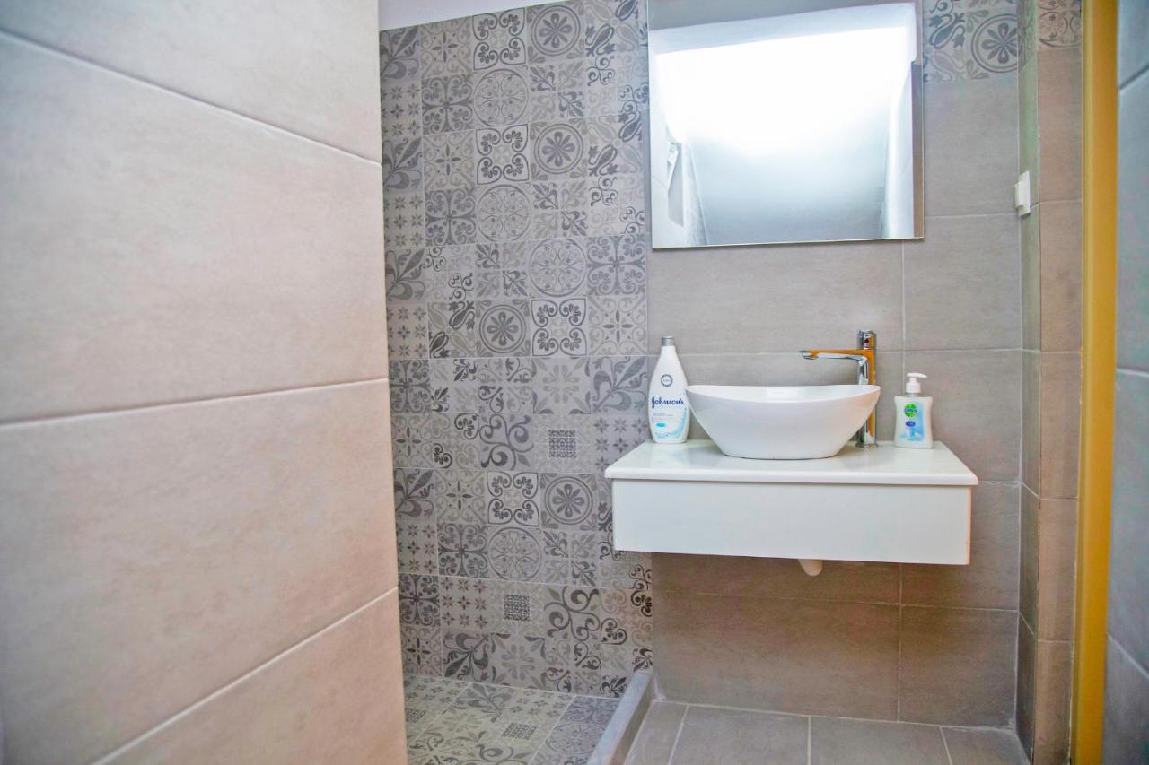 Areopolis Art Apartment Bagian luar foto